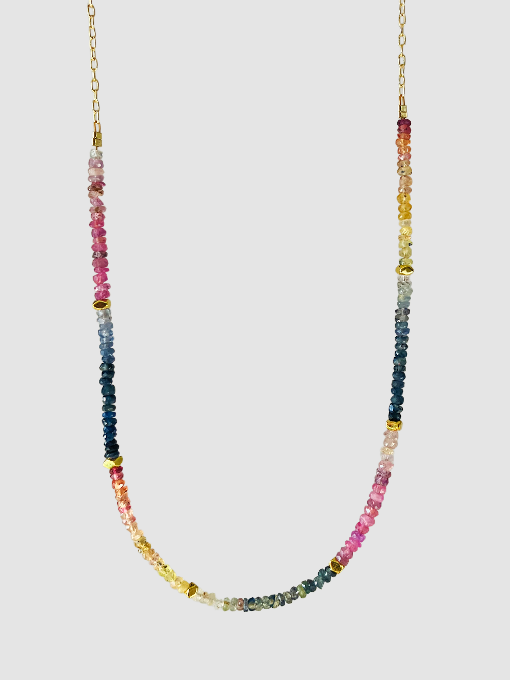 COLLAR ARCOIRIS DE RAÍZ DE ZAFIROS "EDICIÓN LIMITADA"