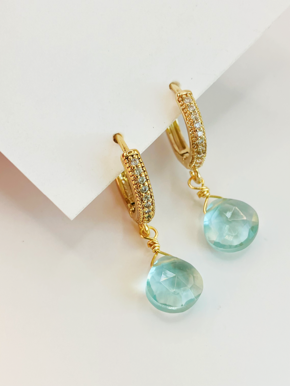 AROS AGUAMARINA Y ARGOLLA BAÑO ORO 18 K CON CIRCONES