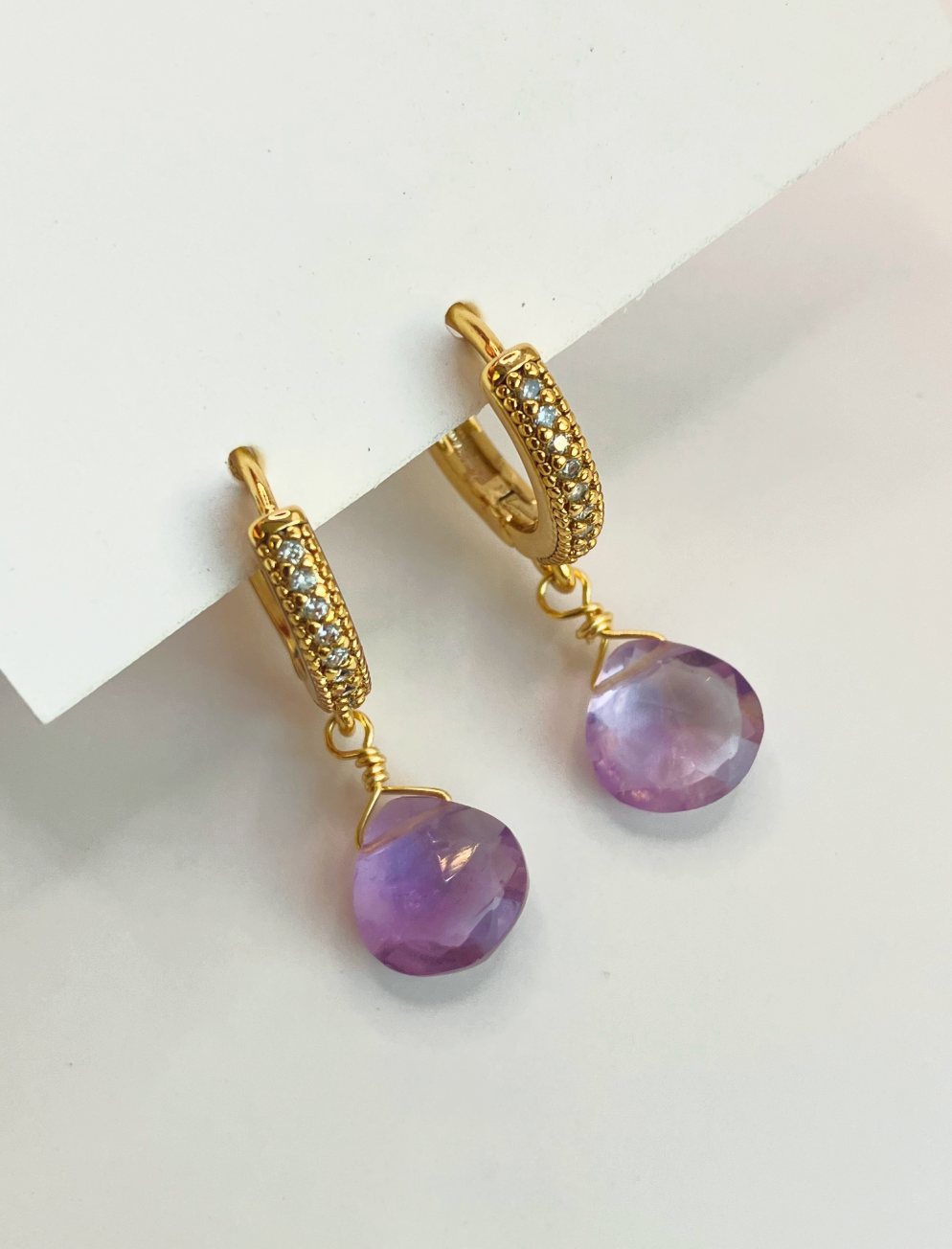 AROS AMATISTA Y ARGOLLA BAÑO ORO 18 K CON CIRCONES