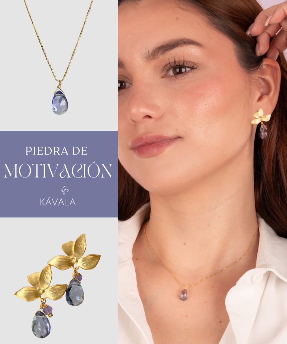 Colección Motivación  Piedra iolita—  Aros Pétalos+ Collar bañados en Oro 18K