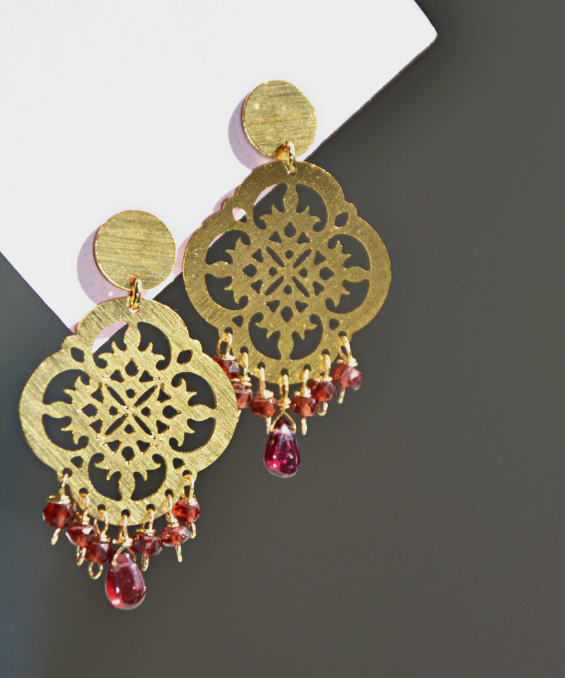 AROS CALADOS  DE  GRANATE