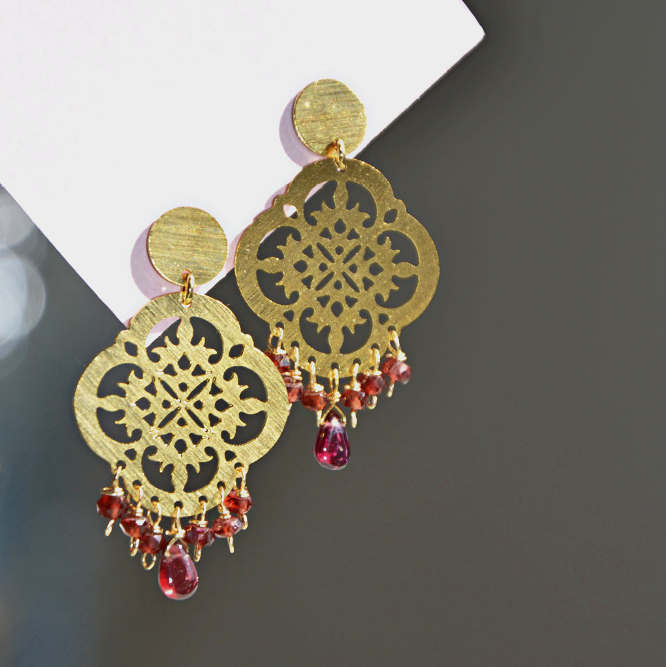 AROS CALADOS  DE  GRANATE