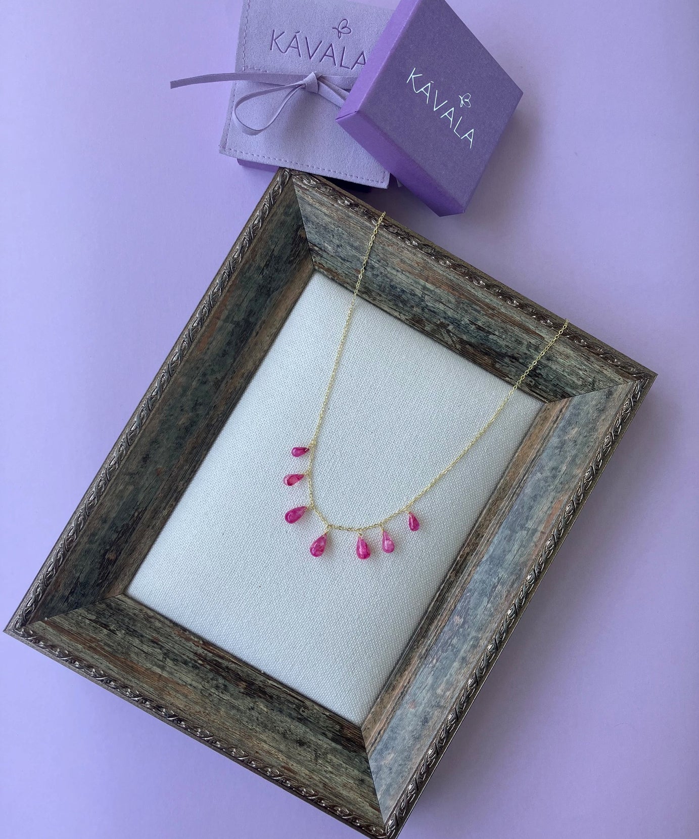 COLLAR  PIEDRA LUNA FUCSIA