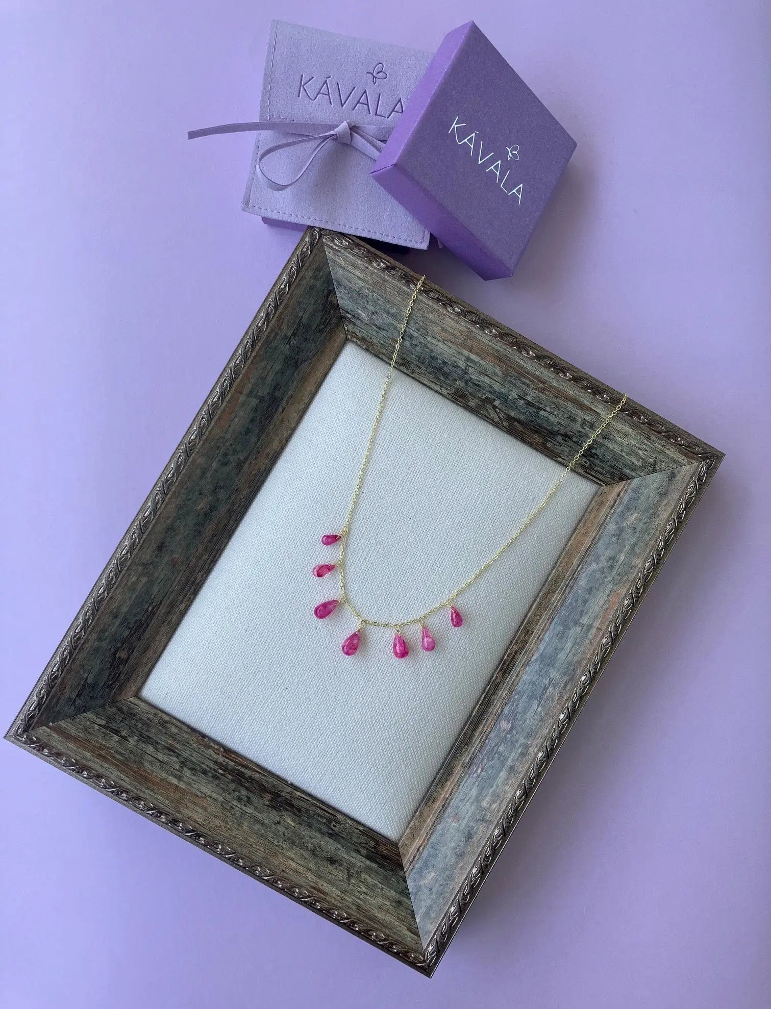 COLLAR  PIEDRA LUNA FUCSIA