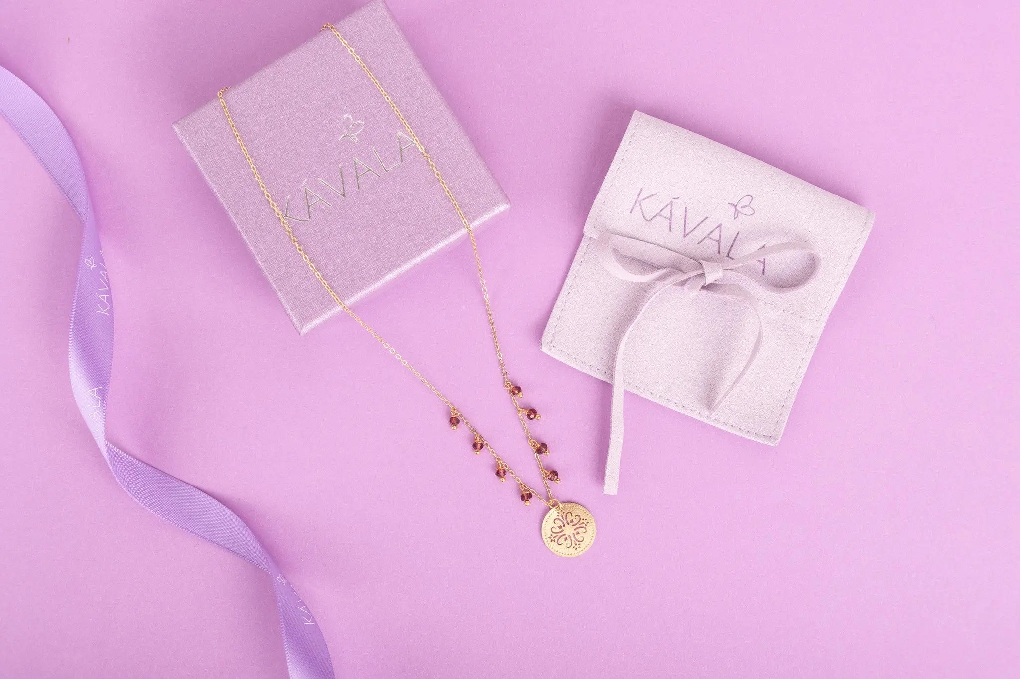 COLLAR MANDALA Y GRANATES