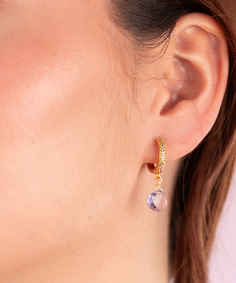 CONJUNTO AMOR PROPIO AMATISTA ROSA —  Aros + Collar bañados en Oro 18K